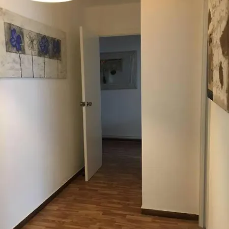 Piso Centro Con Parking Cerca